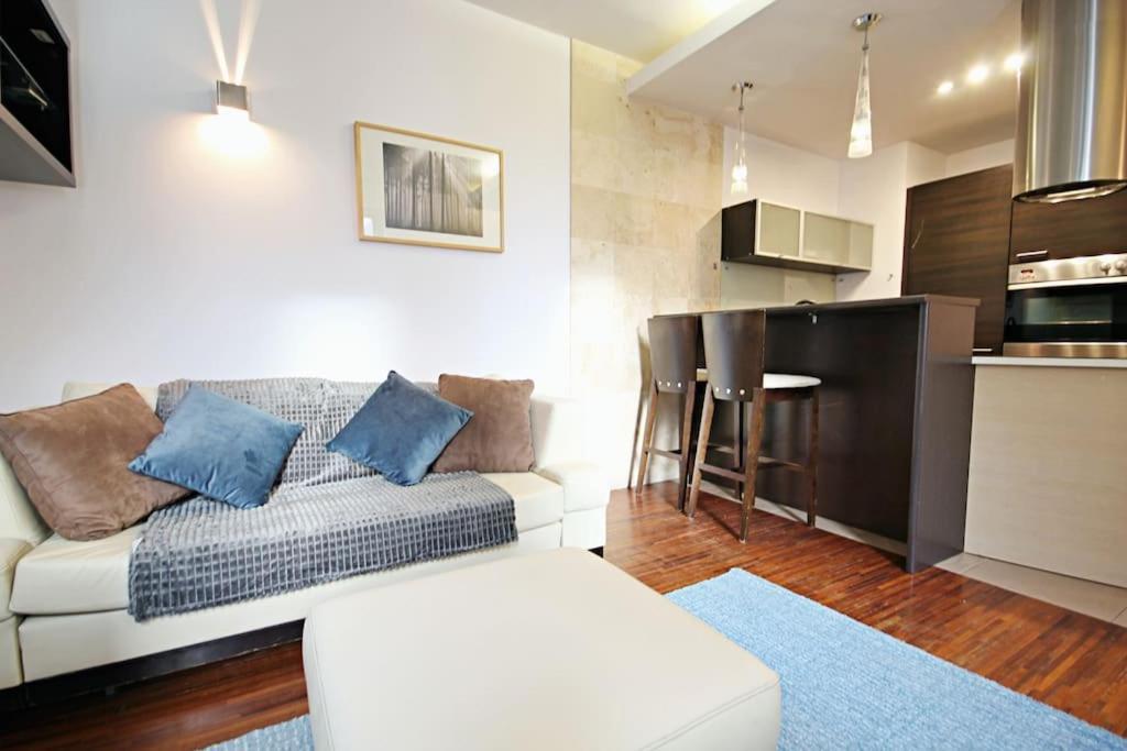 Parkowy Apartament Apartment Вроцлав Екстериор снимка