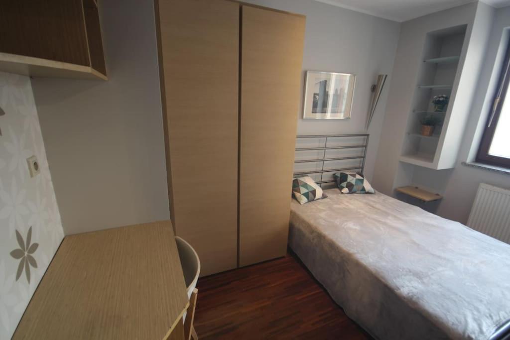 Parkowy Apartament Apartment Вроцлав Екстериор снимка