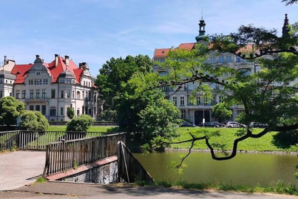 Parkowy Apartament Apartment Вроцлав Екстериор снимка